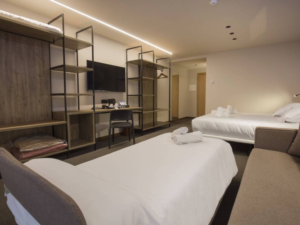 Hotel Pic Maia. 22 12 2019 2 1 2